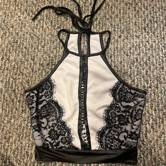 Ask for sizes and all are $5 plus shipping only Venmo ! - Picture 7 of 9